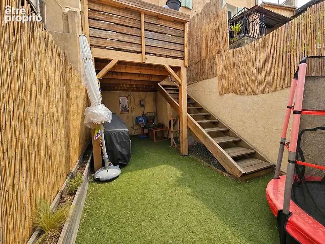 Maison de village Type 4 terrasse - jardinet et garage - AURIOL - photo 12