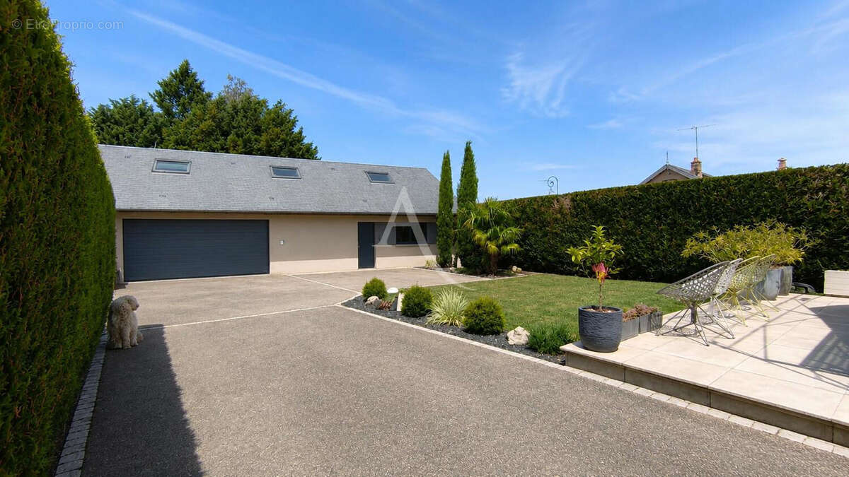Maison Voves 5 pièces 147,52 m² - photo 2