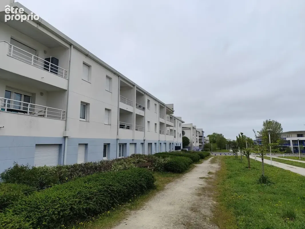 T2 cocon de 31 m2 avec Terrasse et Loggia + Place de parking souterrain sécurisée — À 10 min de la plage - photo 17