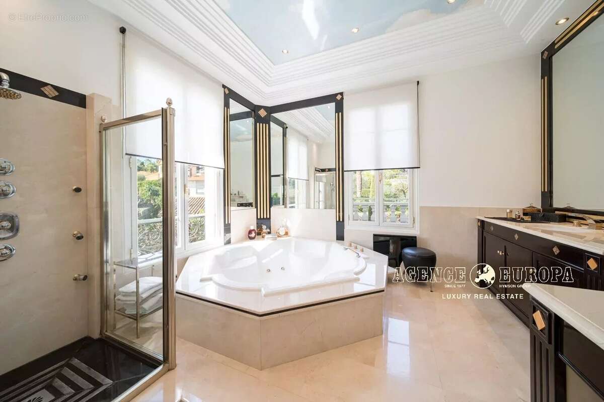 Maison à CANNES