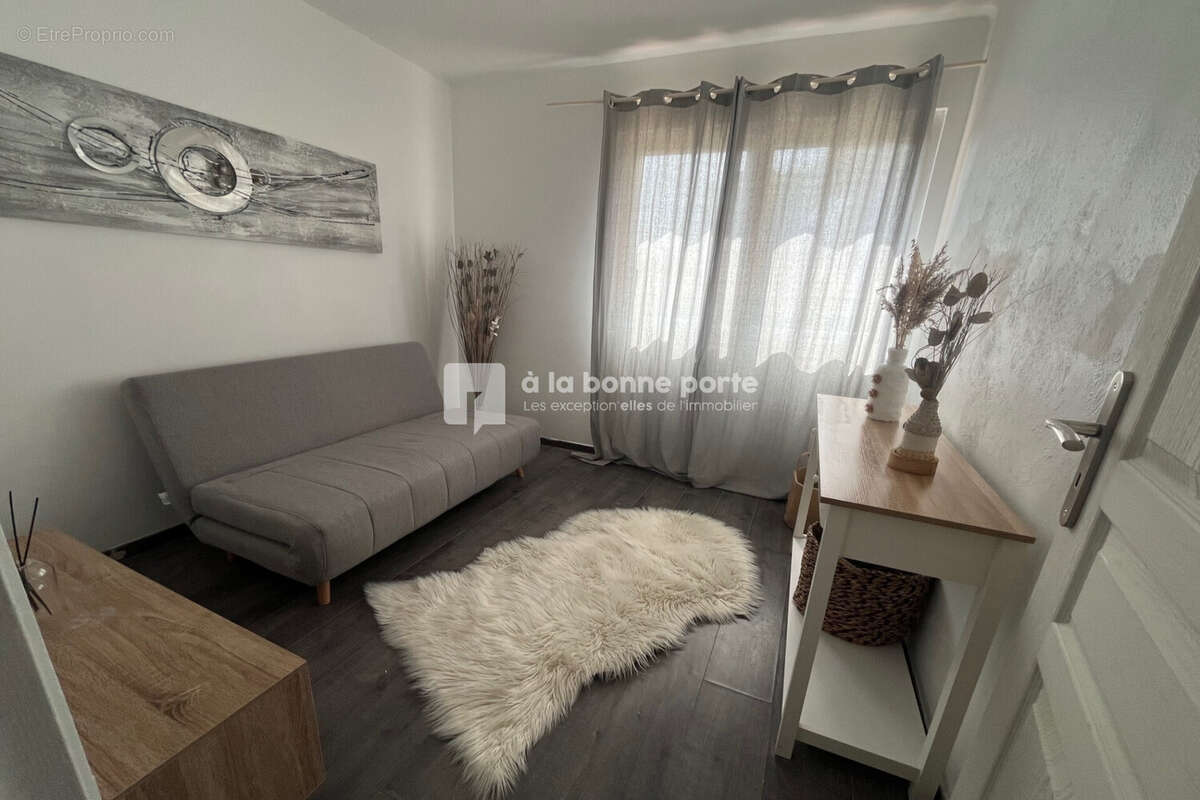 Maison à LE CASTELLET