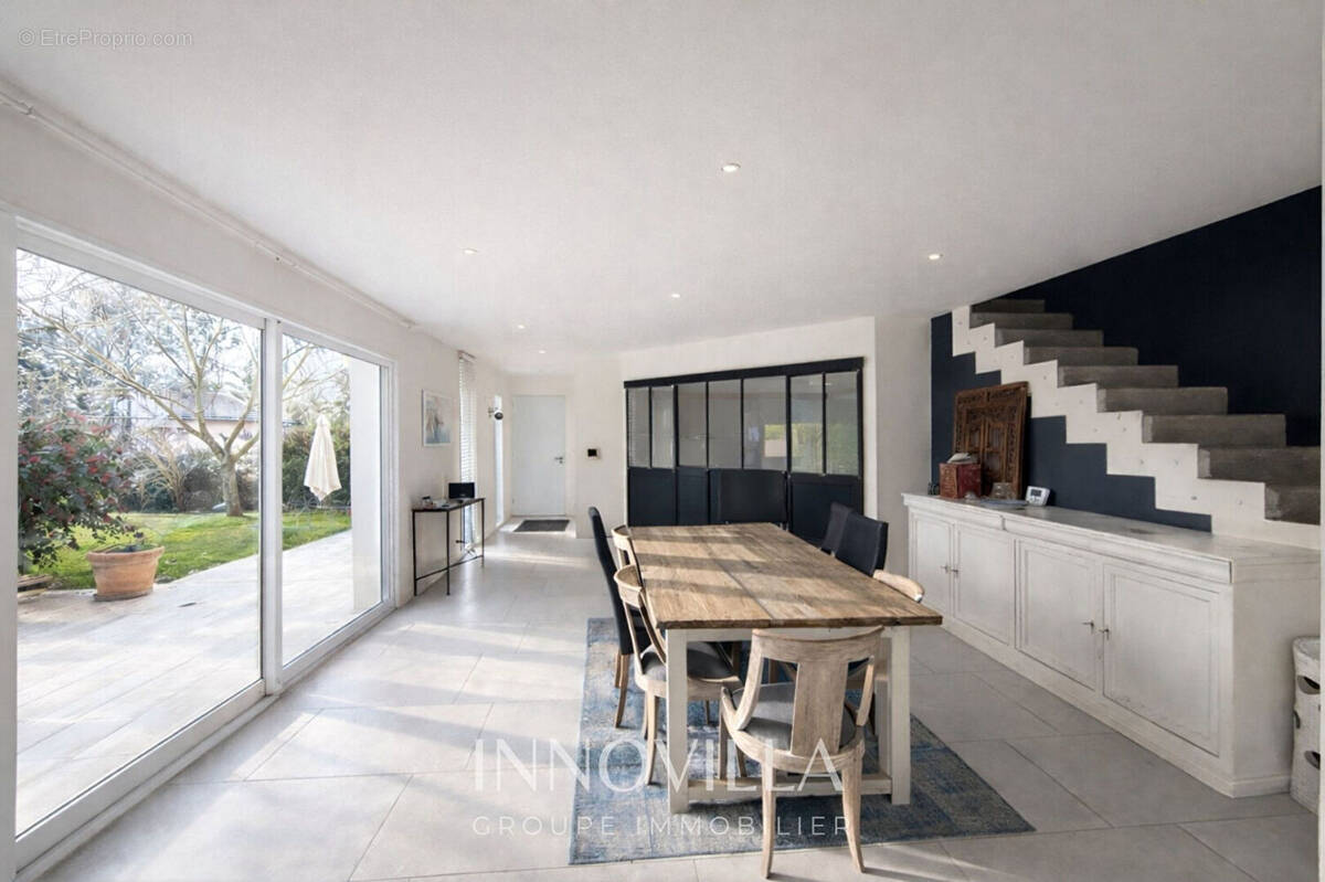 Maison à MONTBERON