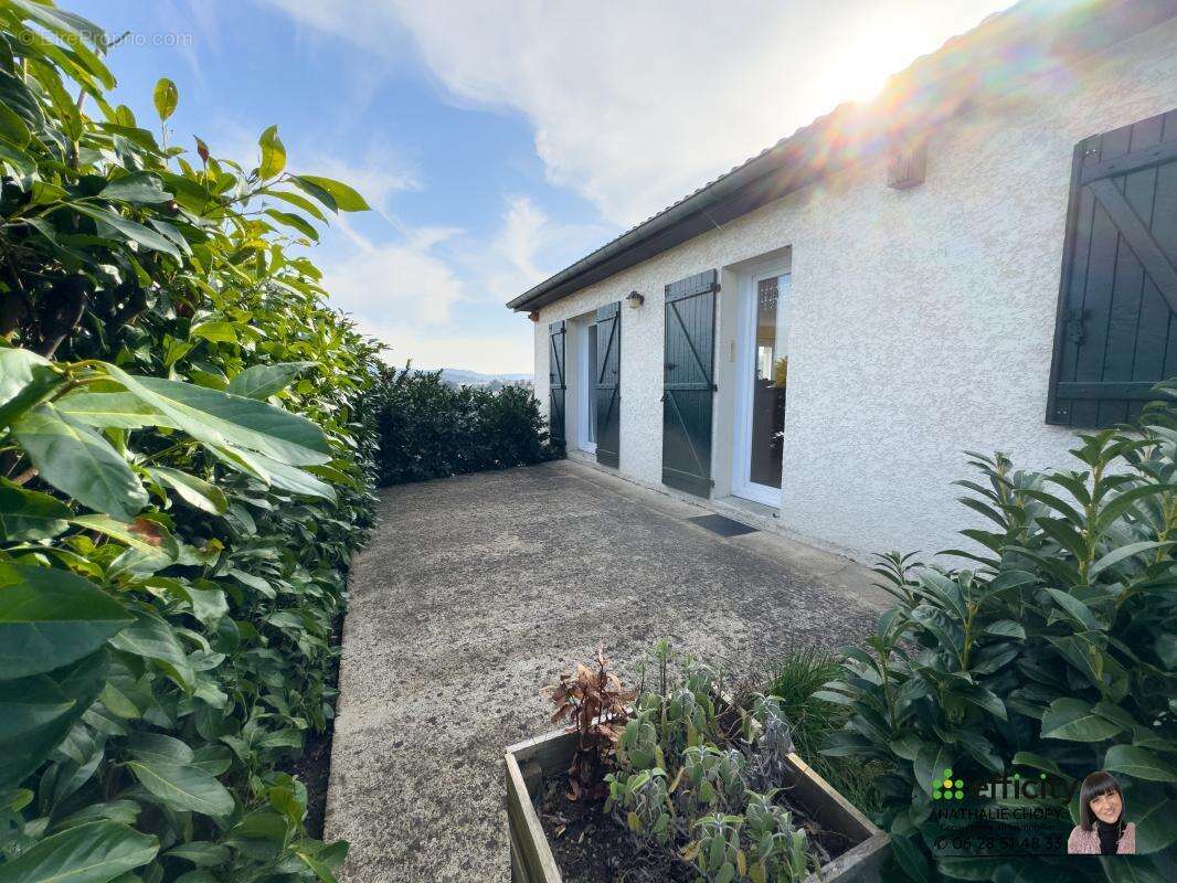 Maison à ROCHE-LA-MOLIERE