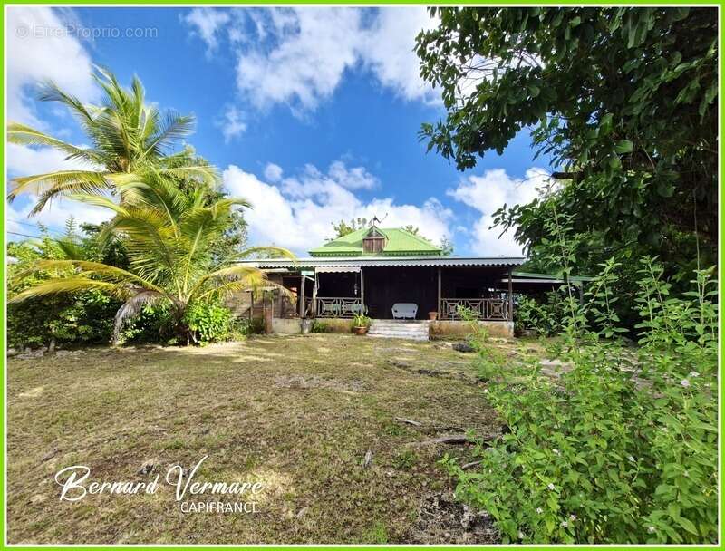 Maison à SAINTE-ANNE