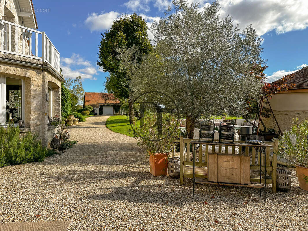 Maison à SOUPPES-SUR-LOING