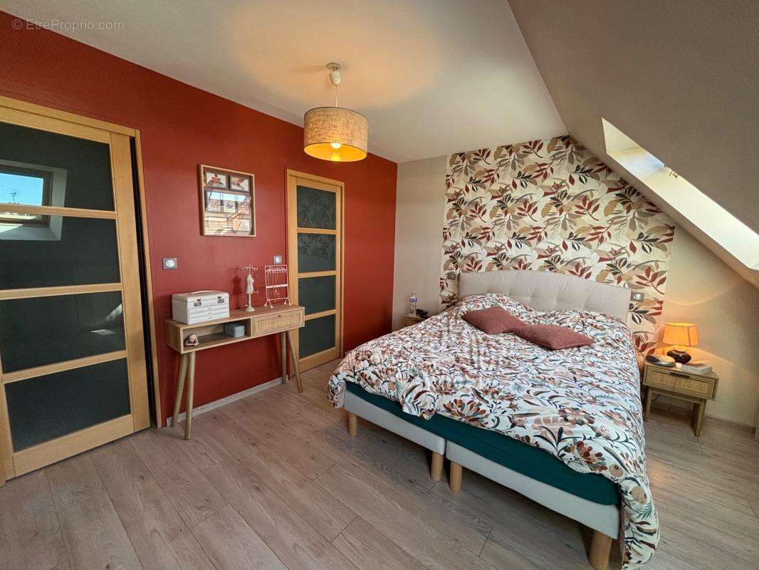 Charmante maison SACQUENVILLE (27), 4 chambres + 1 bureau - Sous offre - non disponible à la vente - - photo 12