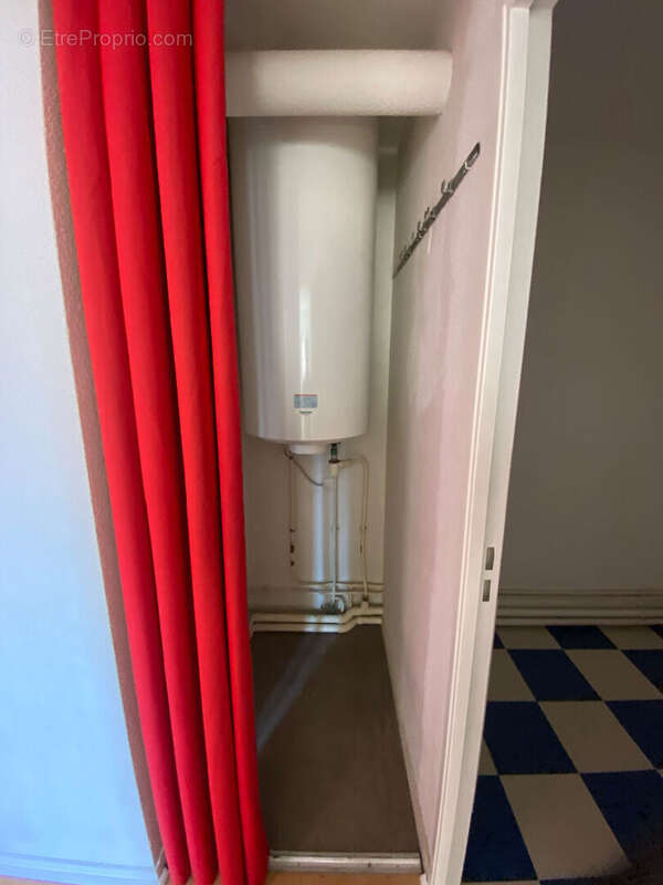 Appartement T3/T4 près de 78m² , Double séjour, balcon plein sud, 2 parkings et 2 caves - photo 18