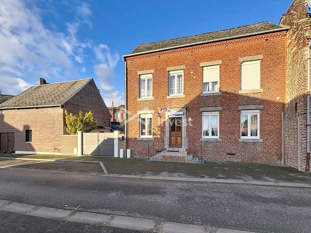 Maison à ORIGNY-EN-THIERACHE