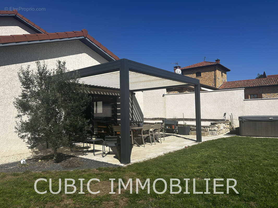 Maison à BULLY