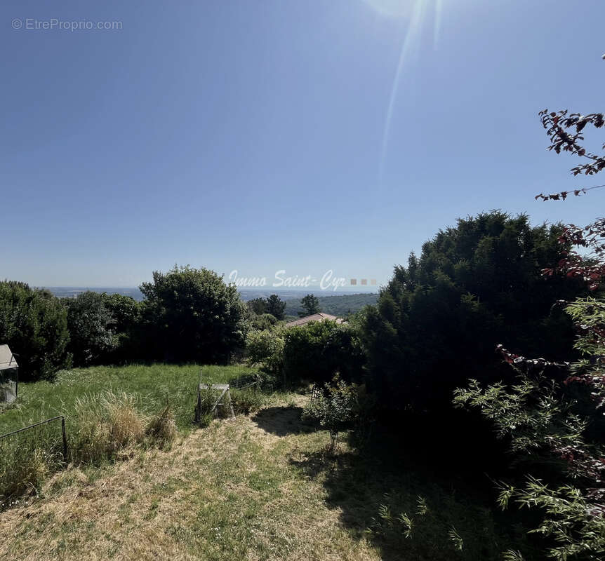 Maison à POLEYMIEUX-AU-MONT-D'OR