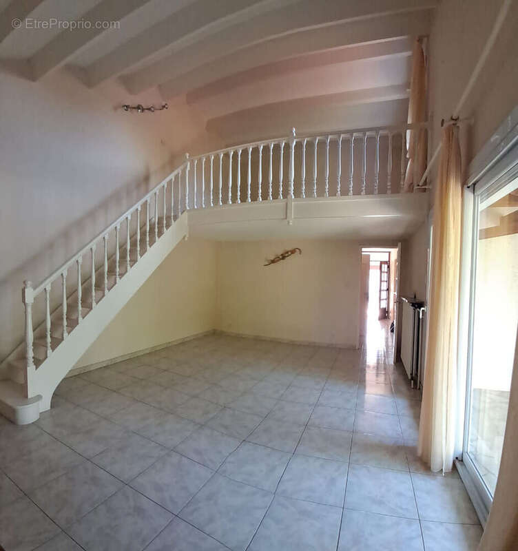 Maison à SAINT-JEAN