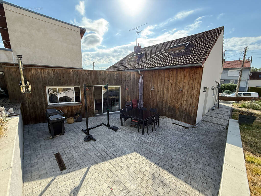 Maison à BELLERIVE-SUR-ALLIER