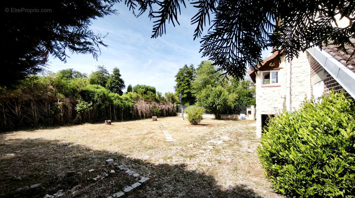 Maison d'habitation en pierre de - photo 12