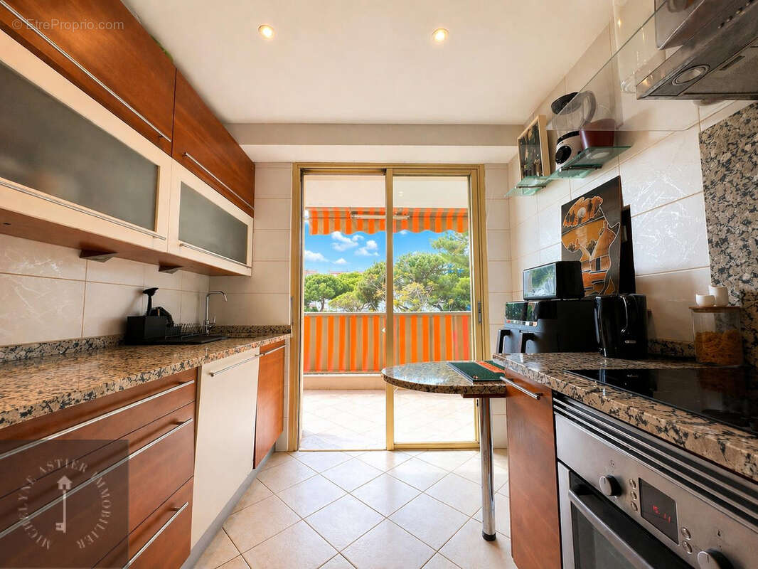 Appartement à CAGNES-SUR-MER