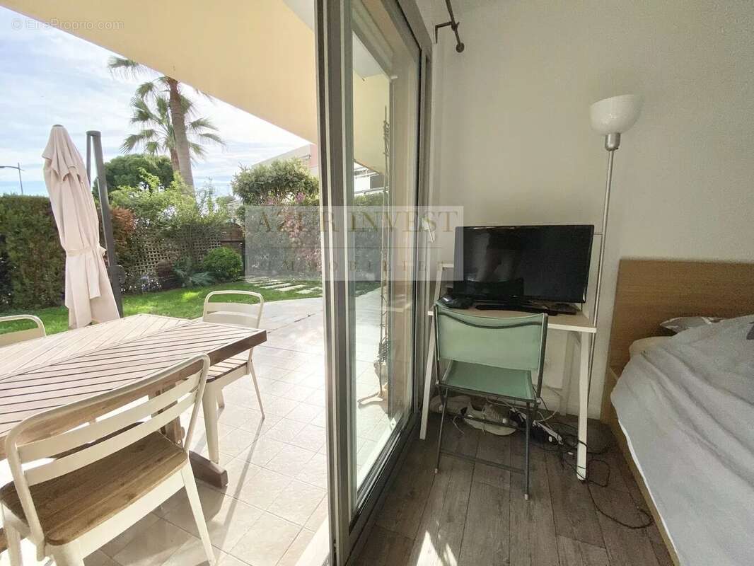 Appartement à ROQUEBRUNE-CAP-MARTIN