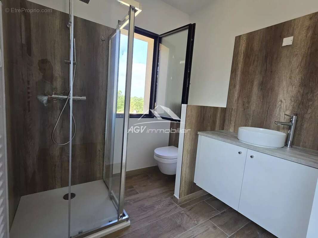 Maison à ALLEGRE-LES-FUMADES