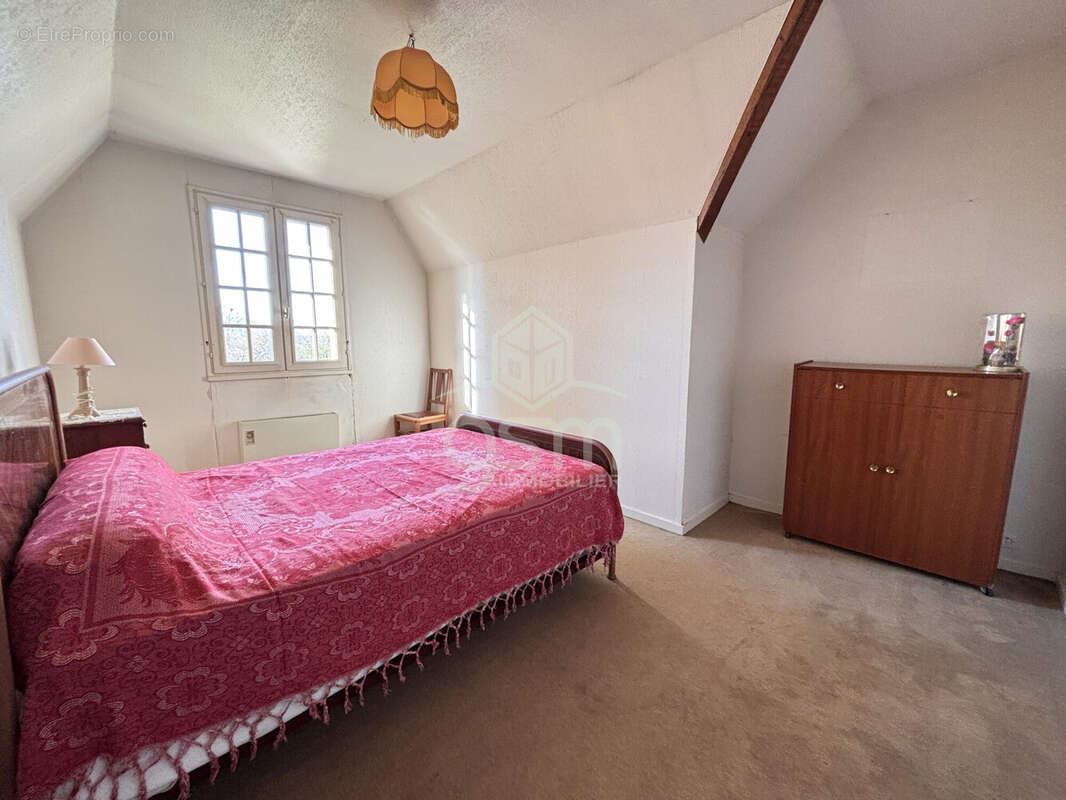 Maison à SAINTE-MAURE-DE-TOURAINE