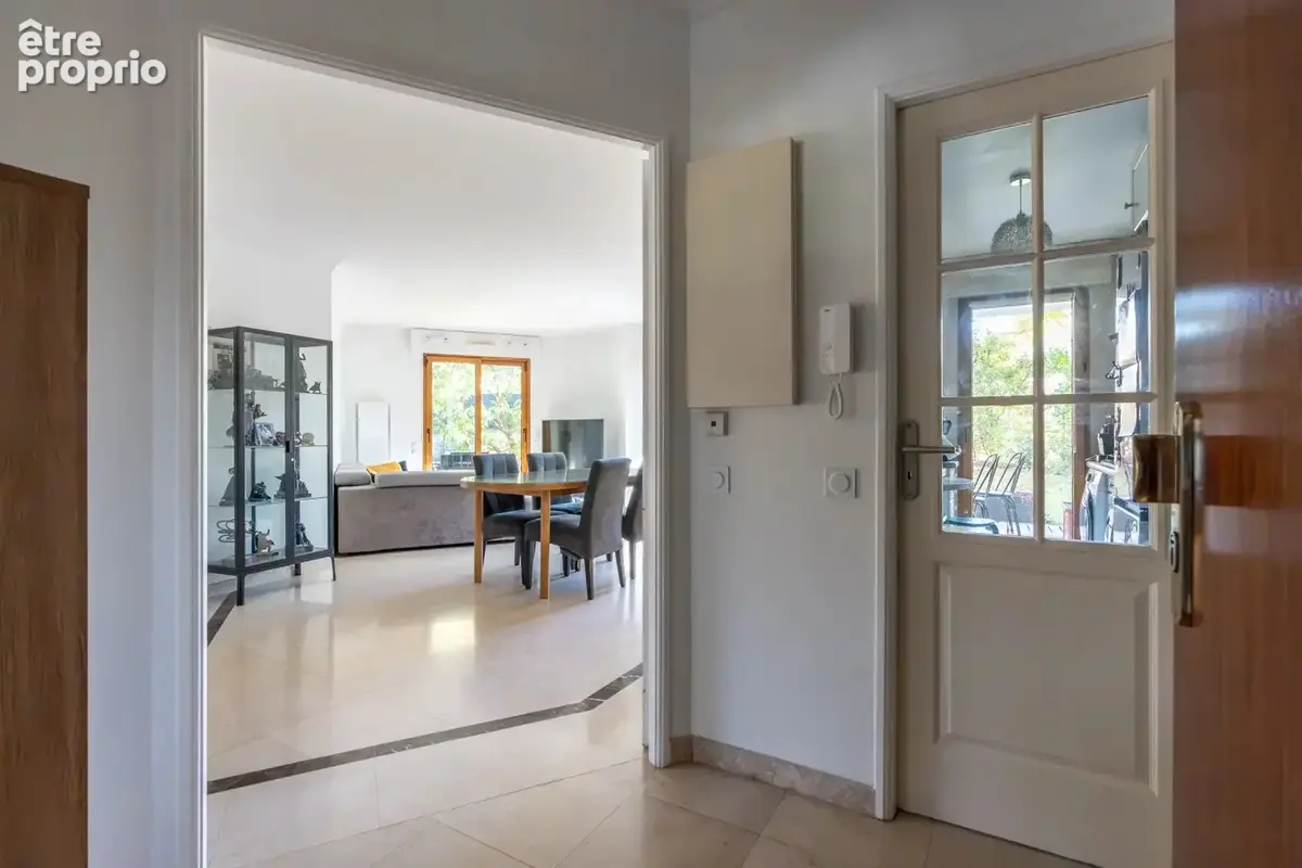 Appartement à LE PERREUX-SUR-MARNE