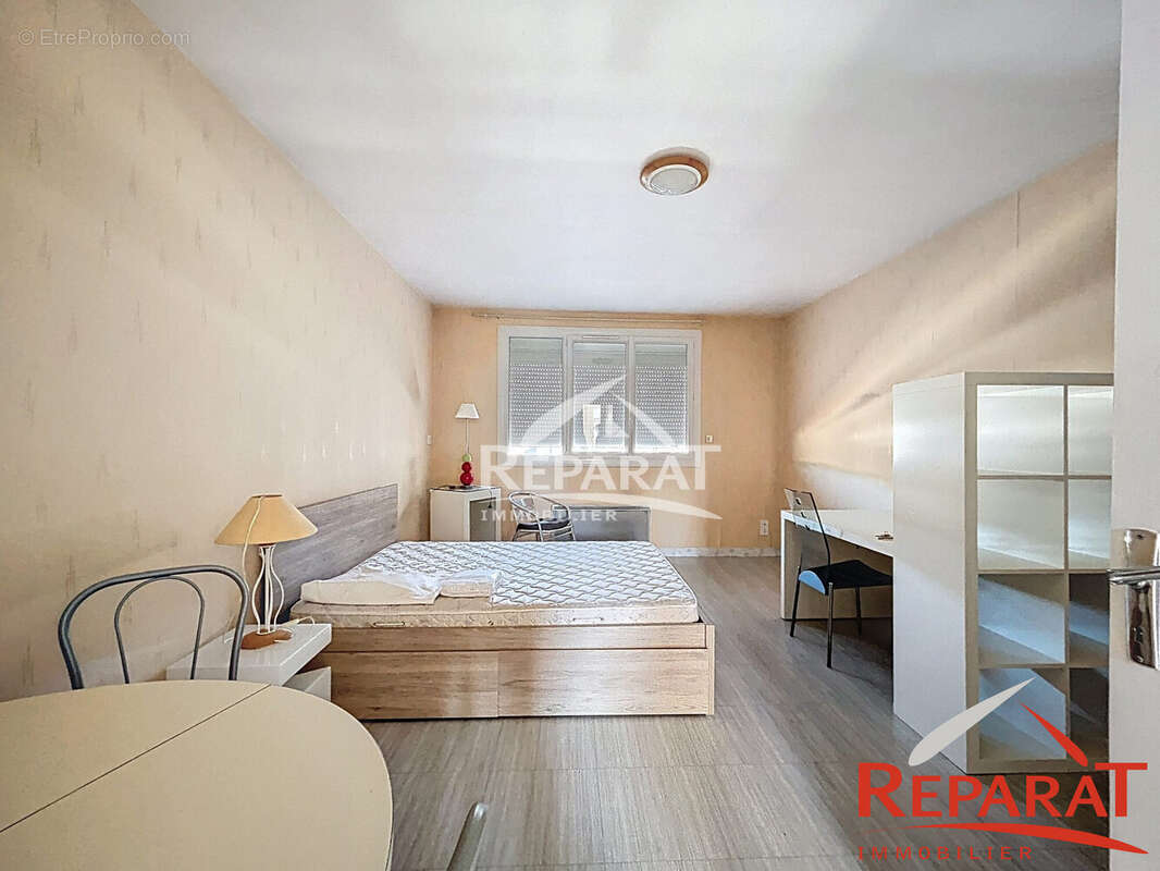 Appartement à OBJAT