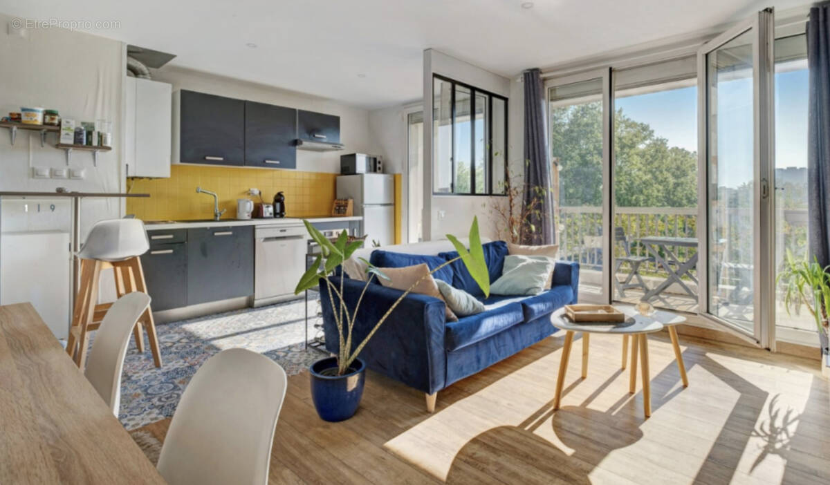 Appartement à ASNIERES-SUR-SEINE