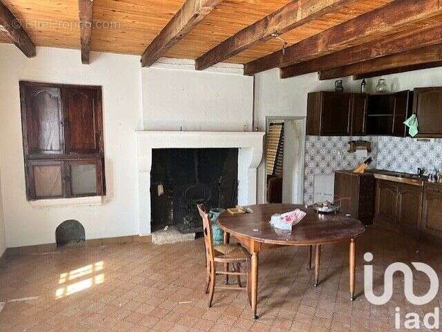 Photo 4 - Maison à VOUILLE