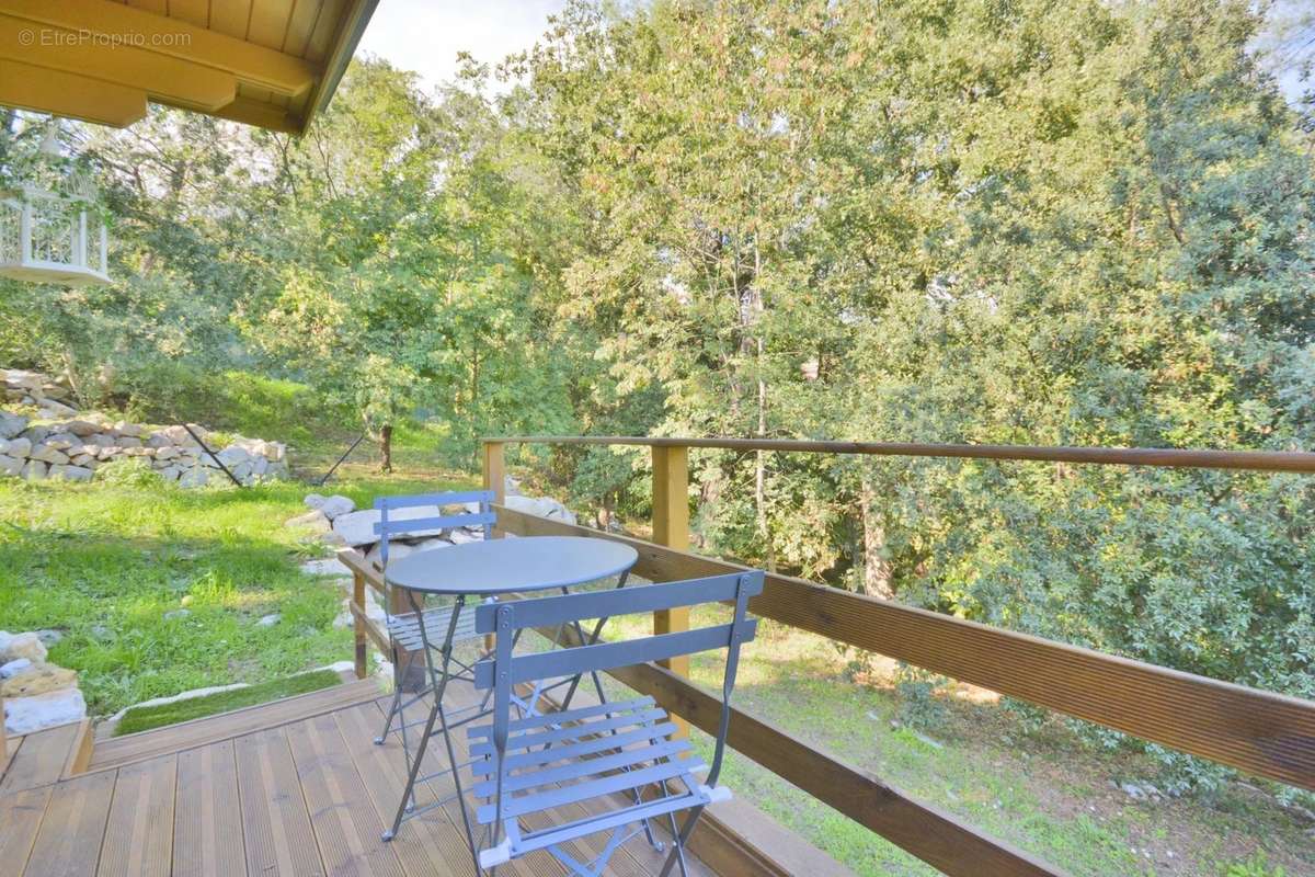 Maison à ROQUEFORT-LES-PINS