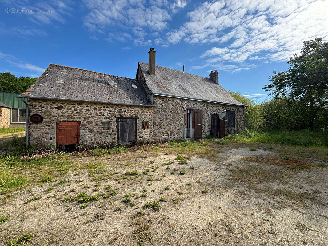 Maison à VILLIERS-CHARLEMAGNE