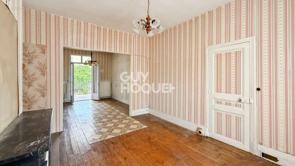 Maison à COMPIEGNE