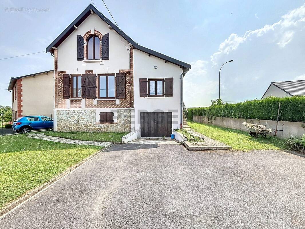 Maison à VILLERS-SEMEUSE