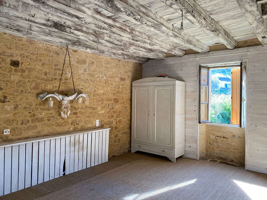 Maison à LES EYZIES-DE-TAYAC-SIREUIL