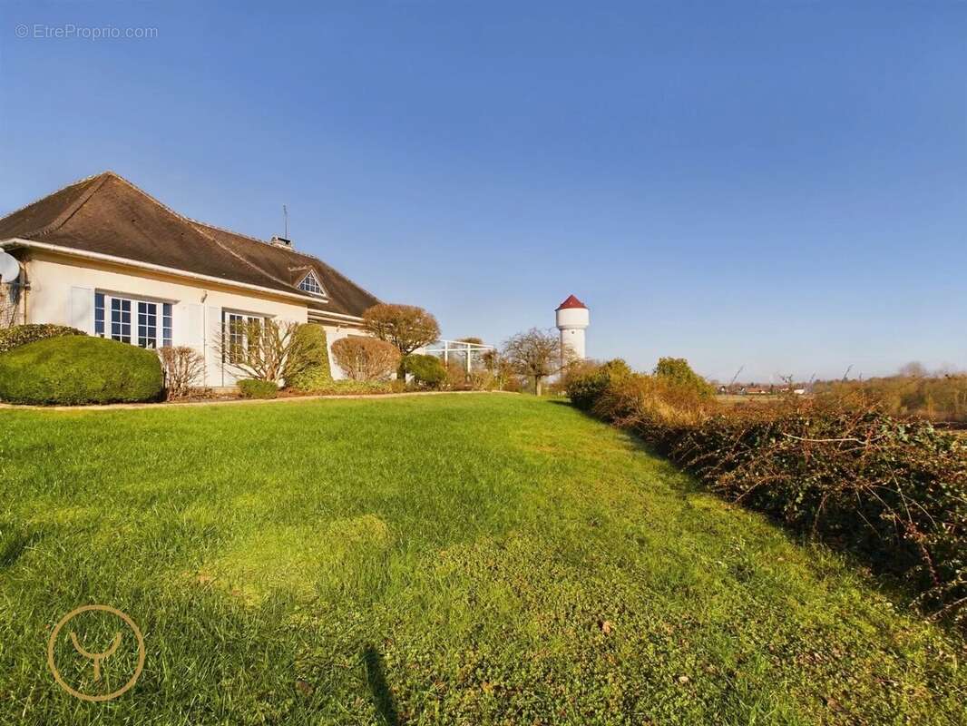 Maison à MARCILLY-SUR-SEINE