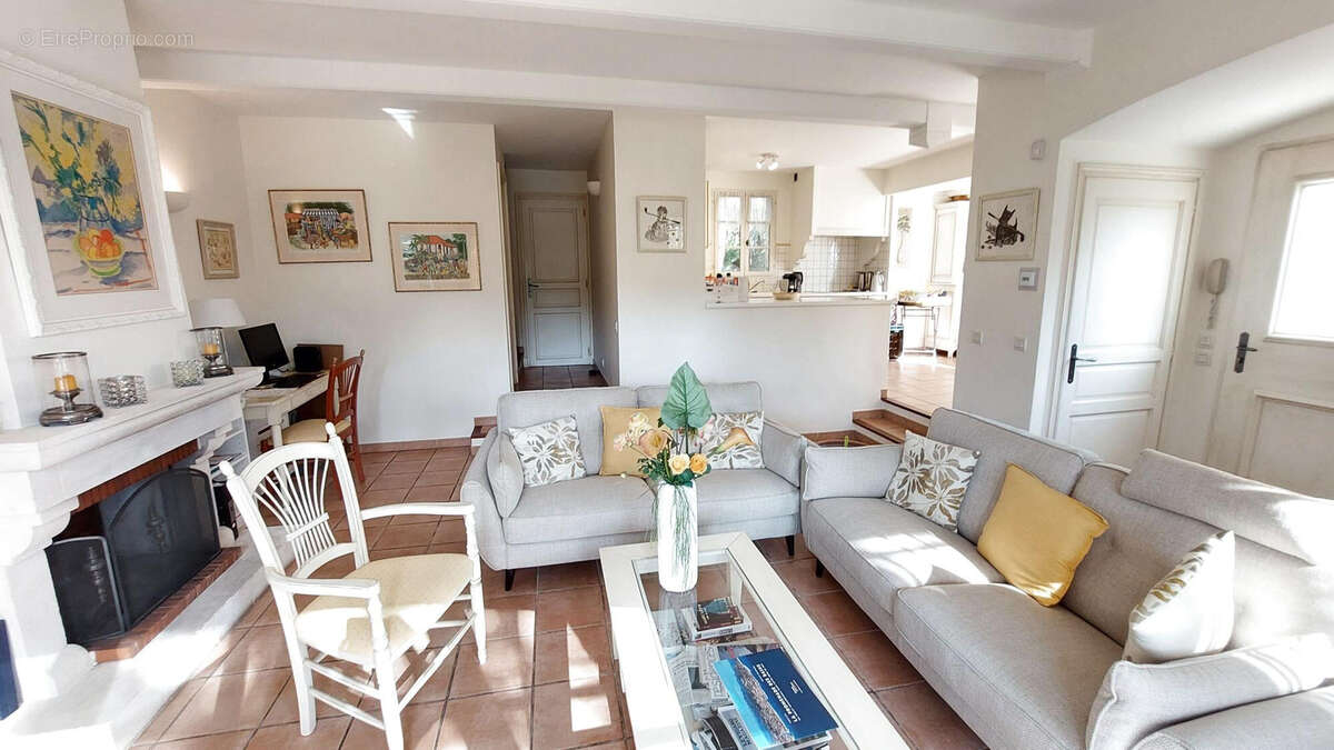 Maison à LA MOTTE