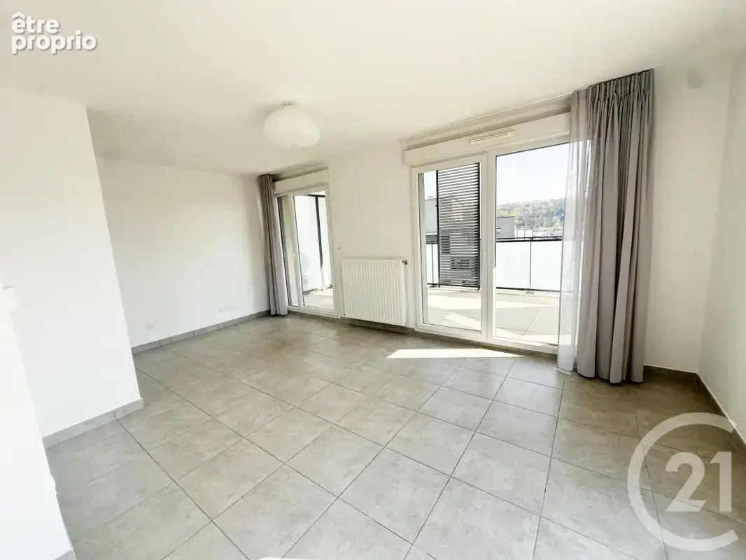 Appartement 64 m² à Brignais  - photo 6