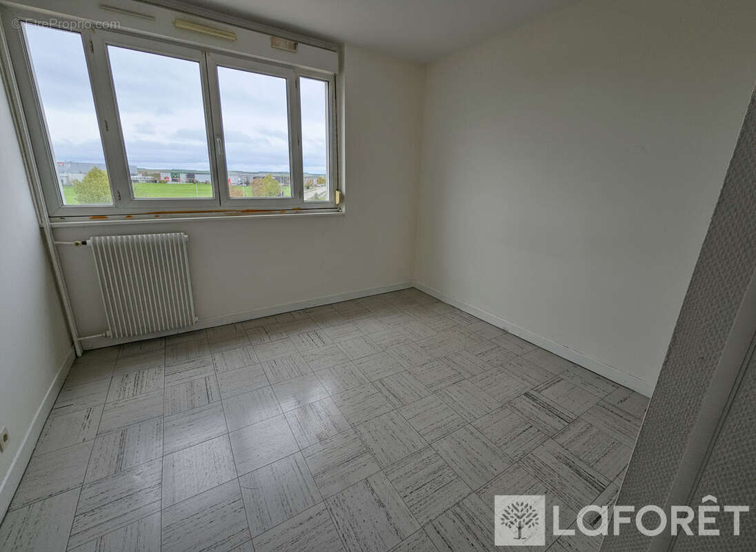 Appartement à ROMILLY-SUR-SEINE