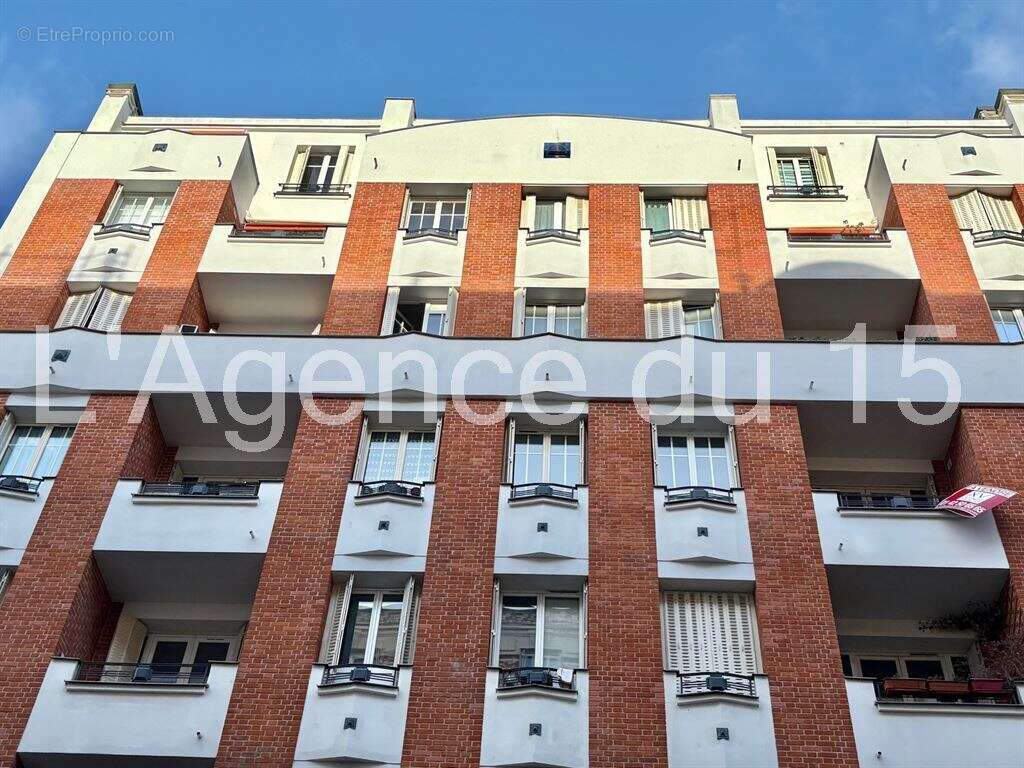 Appartement à ISSY-LES-MOULINEAUX