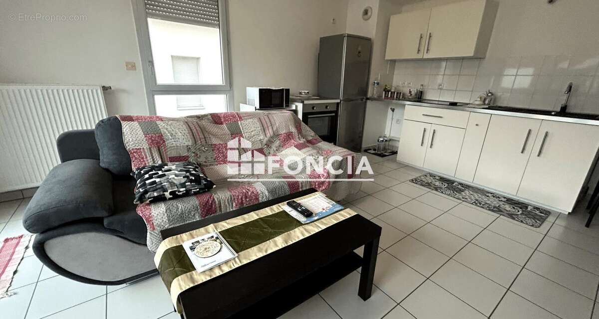 Appartement à MAINVILLIERS