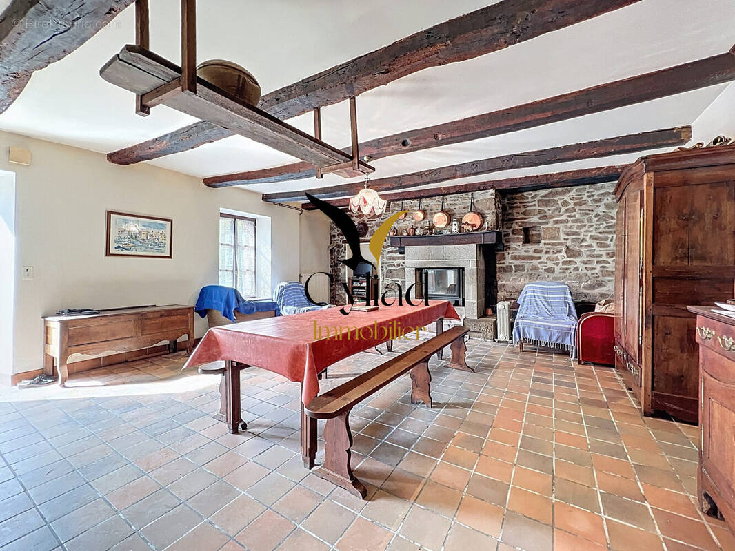 Maison à SAINT-PERE