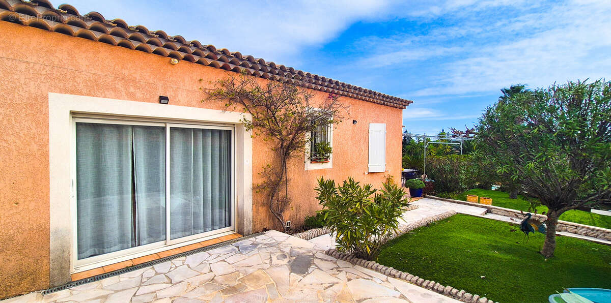 Maison à COGOLIN