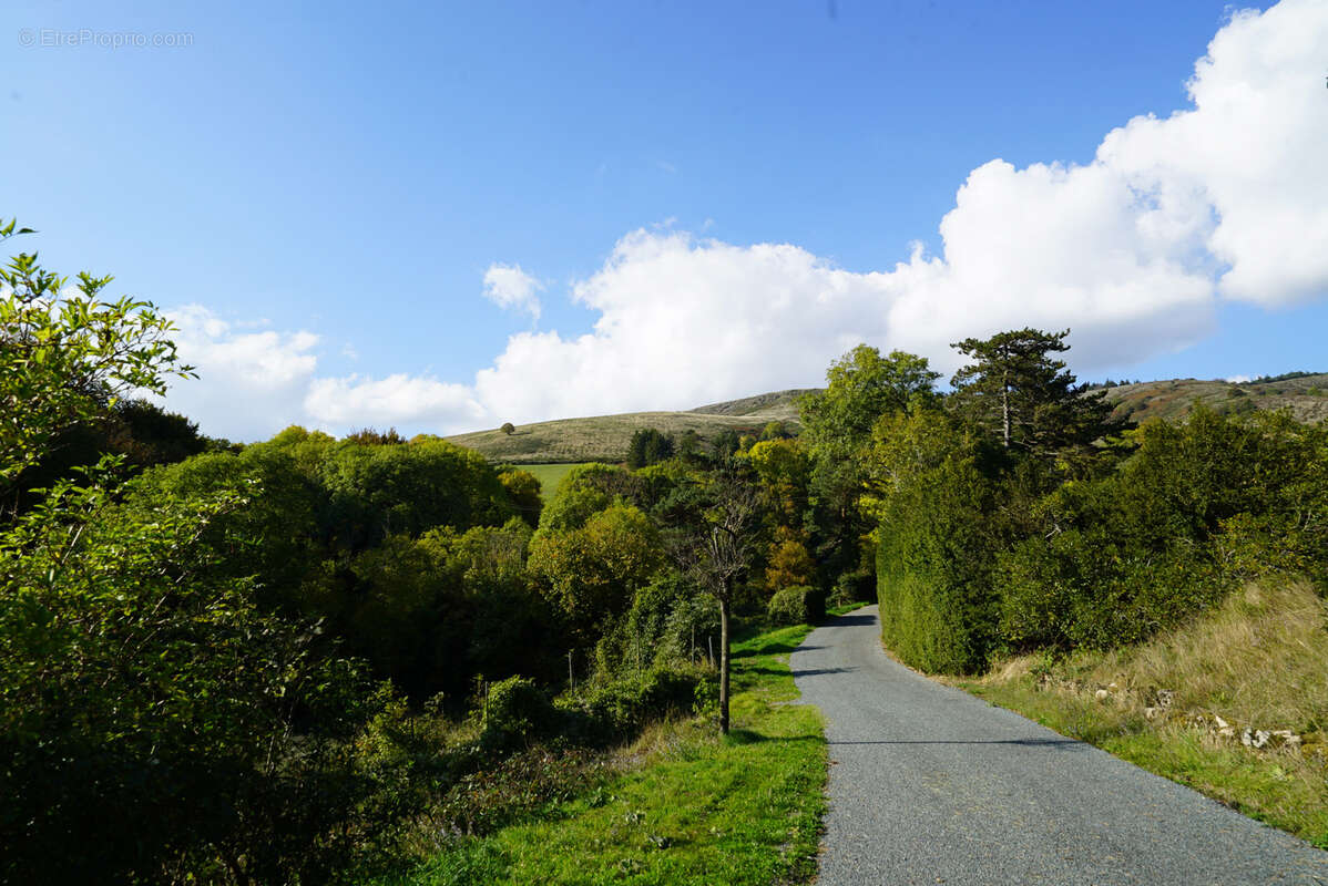 Maison à CASTANET-LE-HAUT