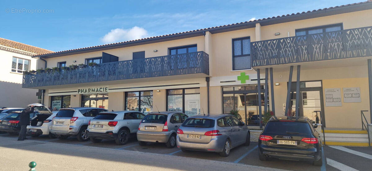 Appartement à BEZOUCE