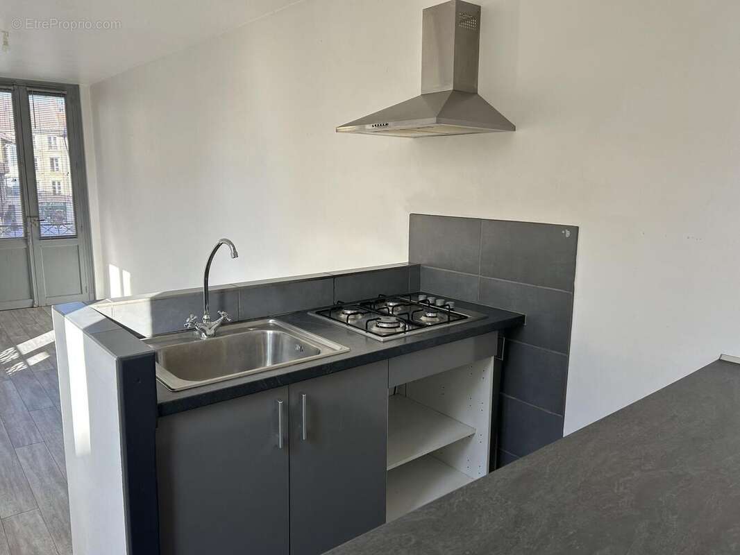 Photo 2 - Appartement à CHARLIEU