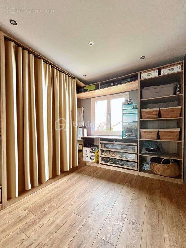 Maison à ORMESSON-SUR-MARNE