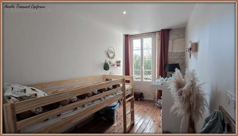 Maison à SAINT-JEAN-D&#039;ANGELY