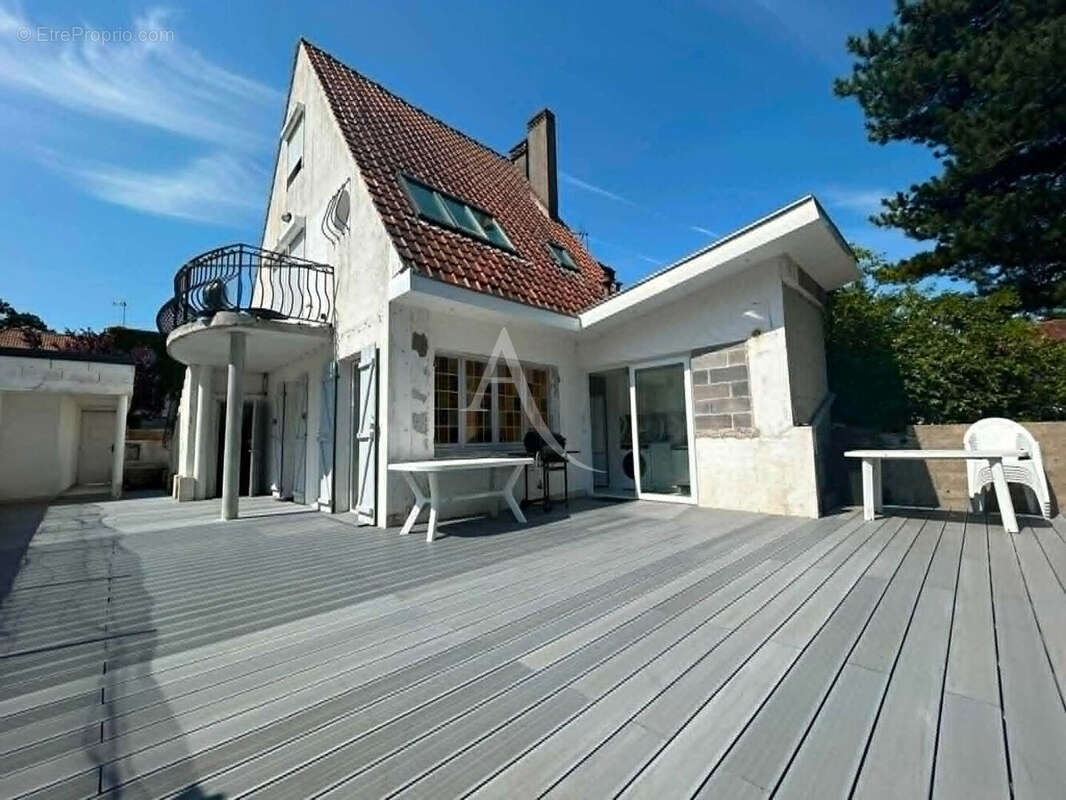Appartement entièrement rénové rez de chaussée 2 chambres 800 m de la plage de QUEND - photo 10