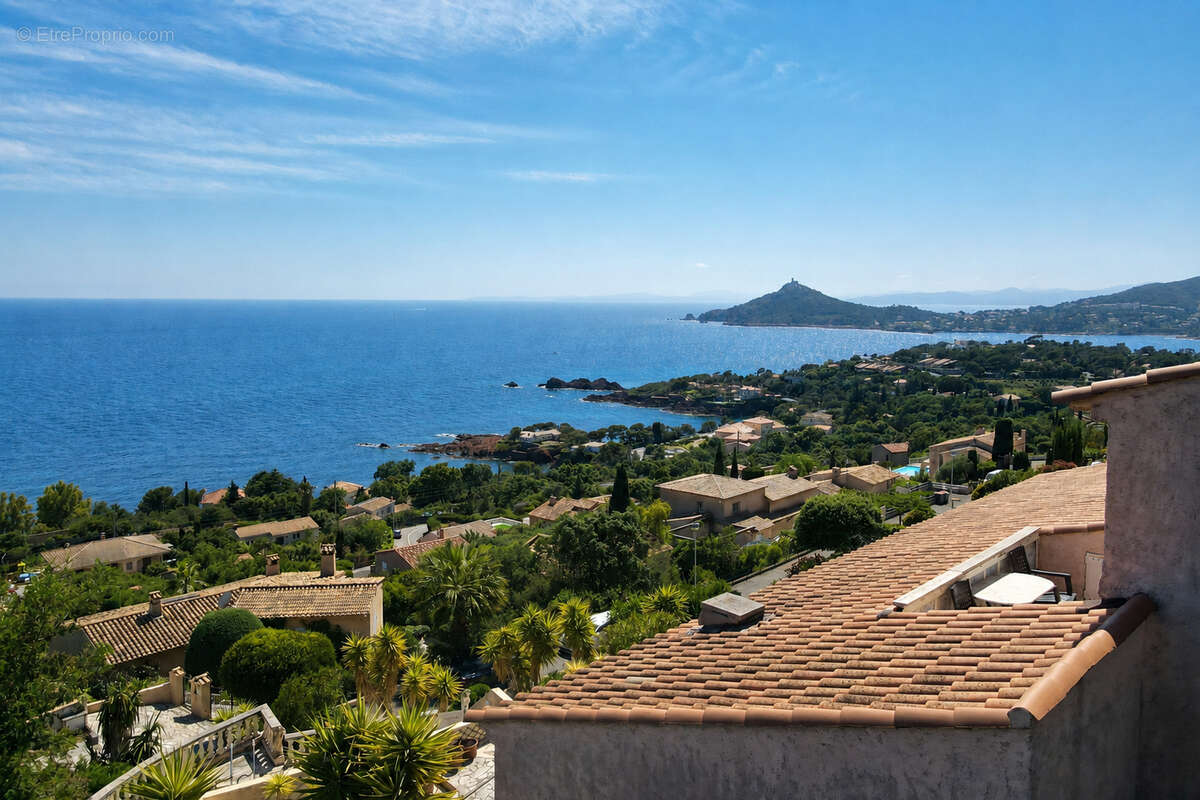 EXCLUSIVITE Villa  vue mer panoramique. - photo 13