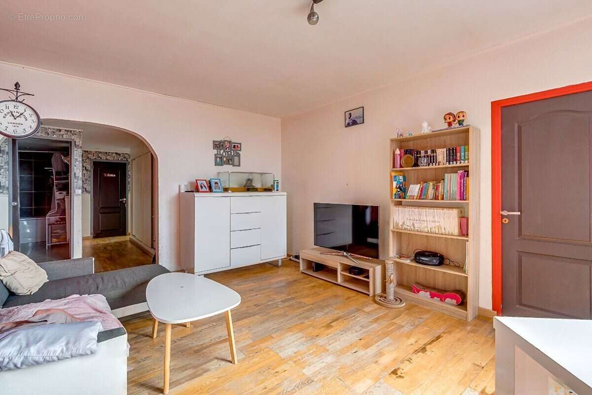 Appartement 80 m² à Tourcoing  - photo 3