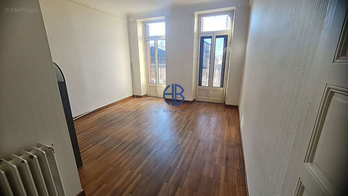 Appartement à LA COTE-SAINT-ANDRE