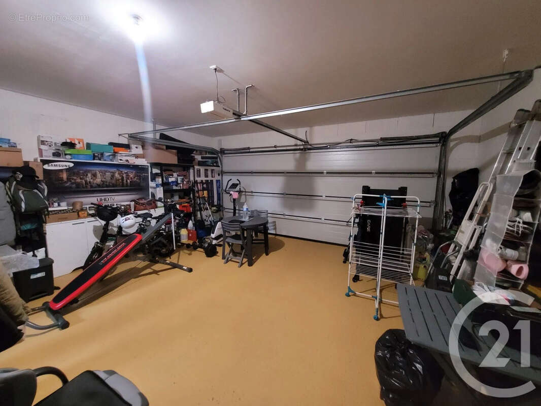 Maison à SAINT-VINCENT-EN-BRESSE