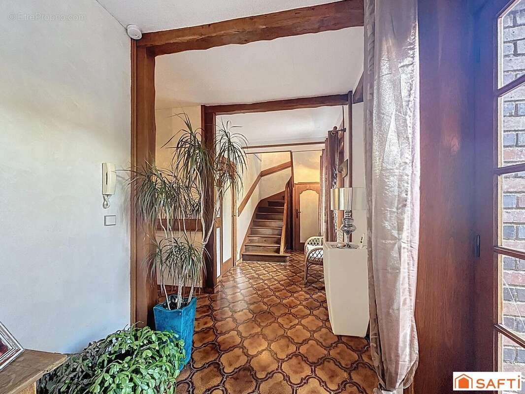 Photo 2 - Maison à VILLENEUVE-SUR-YONNE