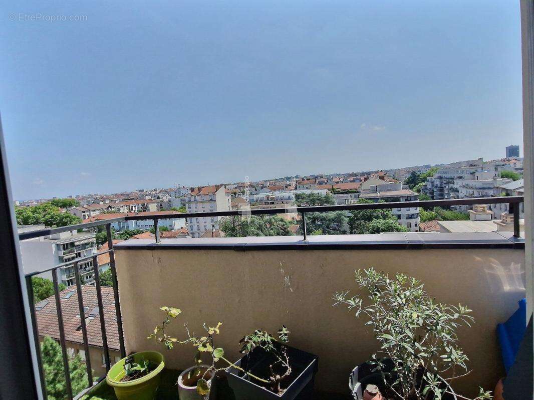 Appartement à LYON-3E